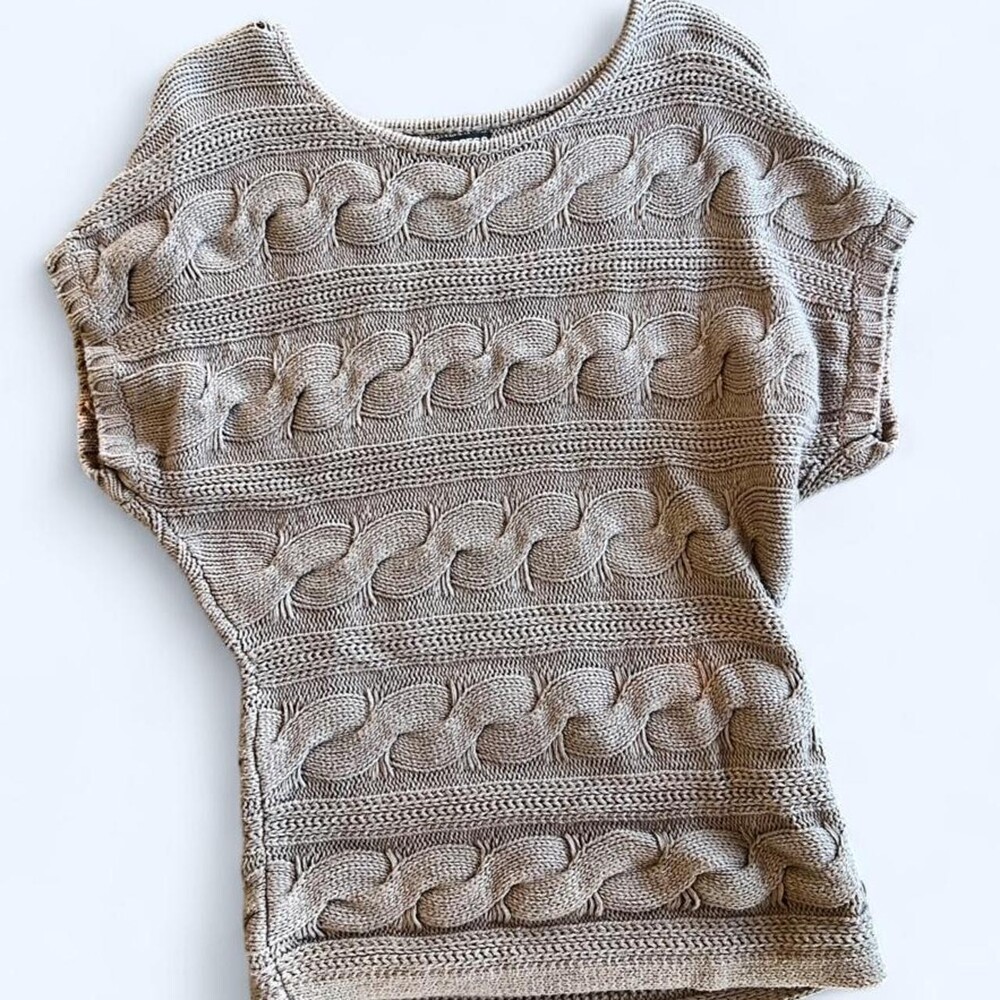 Small Express brown cable knit sweater with textured braided pattern #cozy #knit